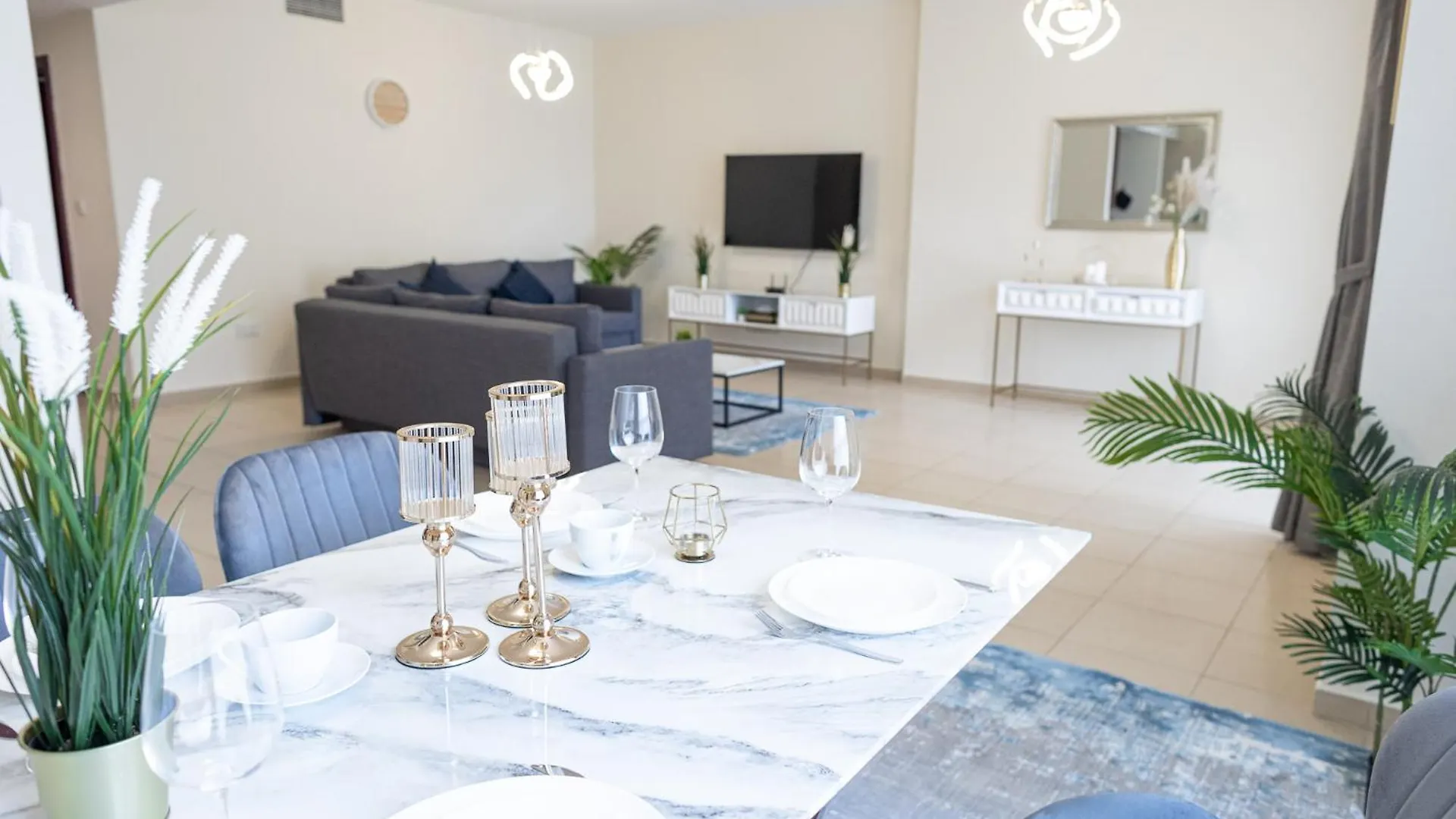 Happy Season Jbr Apartments Dubai