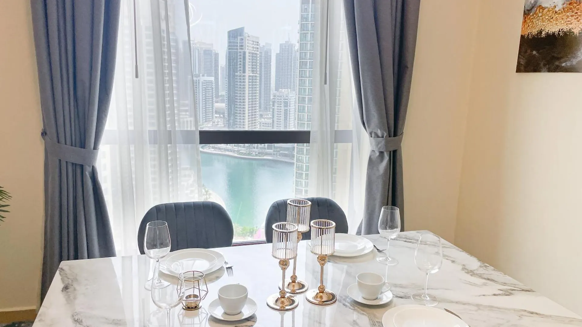 Happy Season Jbr Apartments Dubai United Arab Emirates