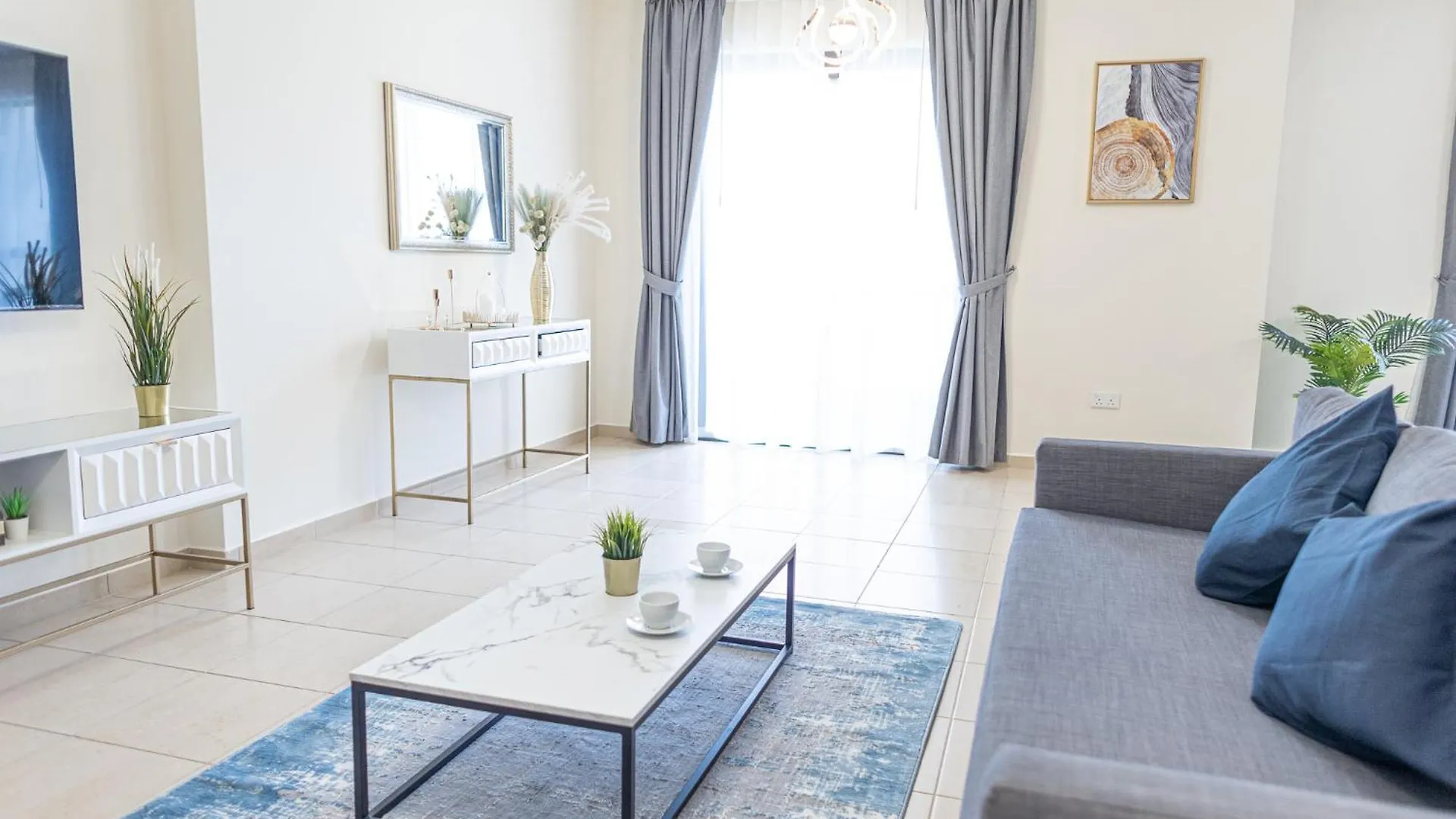 Happy Season Jbr Apartments Dubai United Arab Emirates